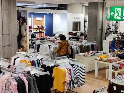 Peek & Cloppenburg - Vêtements de seconde main à Zurich