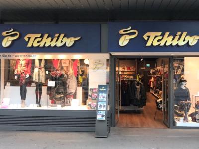 Tchibo Filiale und Kaffeebar - Second-Hand-Kleidung in Zürich