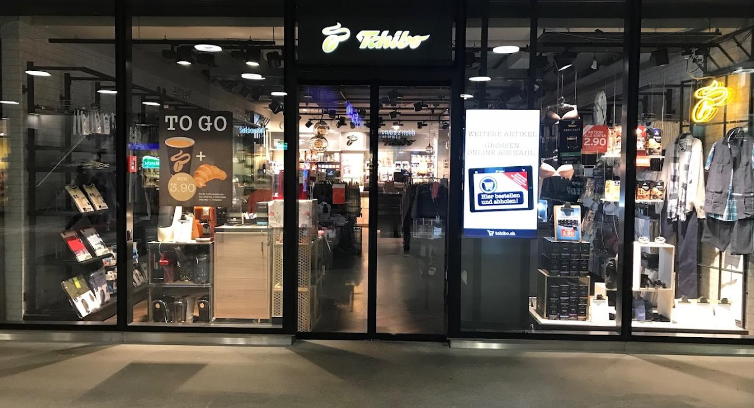 Tchibo Filiale und Kaffeebar - Second-Hand-Kleidung in Zürich