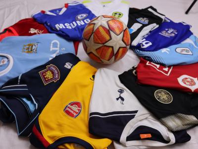 EliteKits.ch - Onlineshop for Vintage and Retro Football Shirts - Second-Hand-Kleidung in Aargau