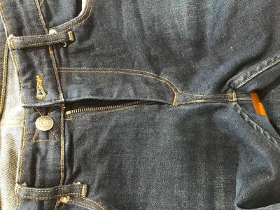Nique Nähatelier GmbH - Upcycling-Mode in Basel-Land