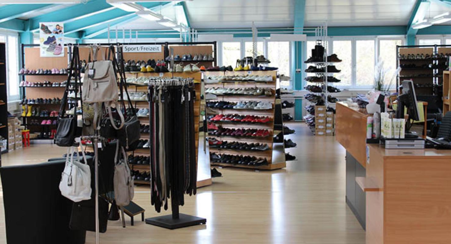 HELVESKO-LadySko-dansko - Fachgeschäft Arisdorf - Bequemschuhe - Second-Hand-Kleidung in Basel-Land