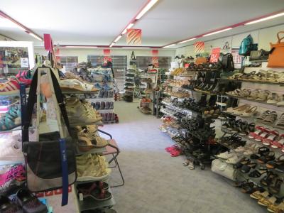 Schuhe Schwab - Second-Hand-Kleidung in Freiburg