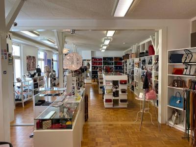 Luxury for you GmbH - Second-Hand-Kleidung in Appenzell Ausserrhoden