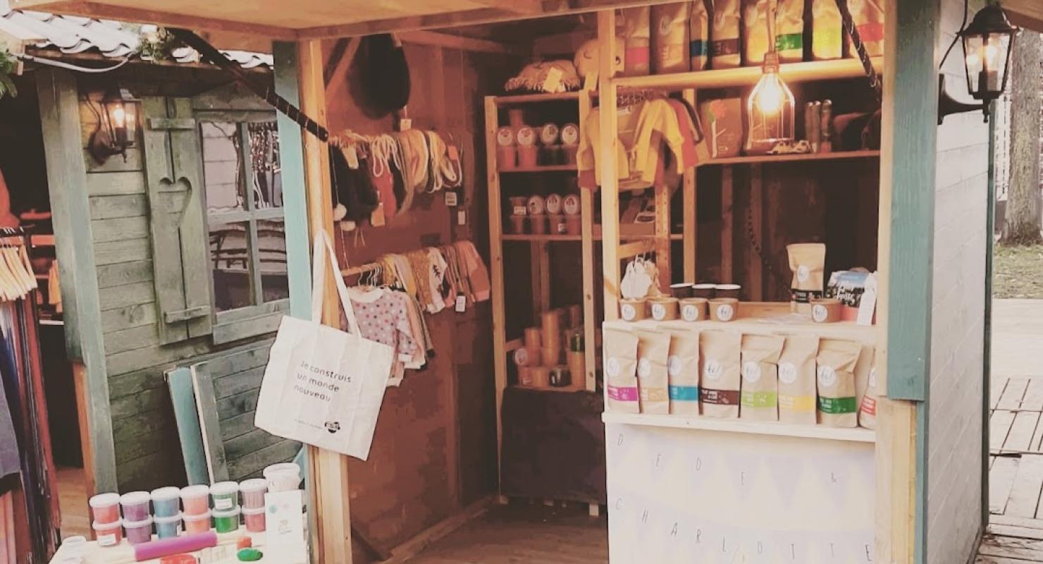 Dédé & Charlotte Concept Store design eco-friendly - Second-Hand-Kleidung in Freiburg