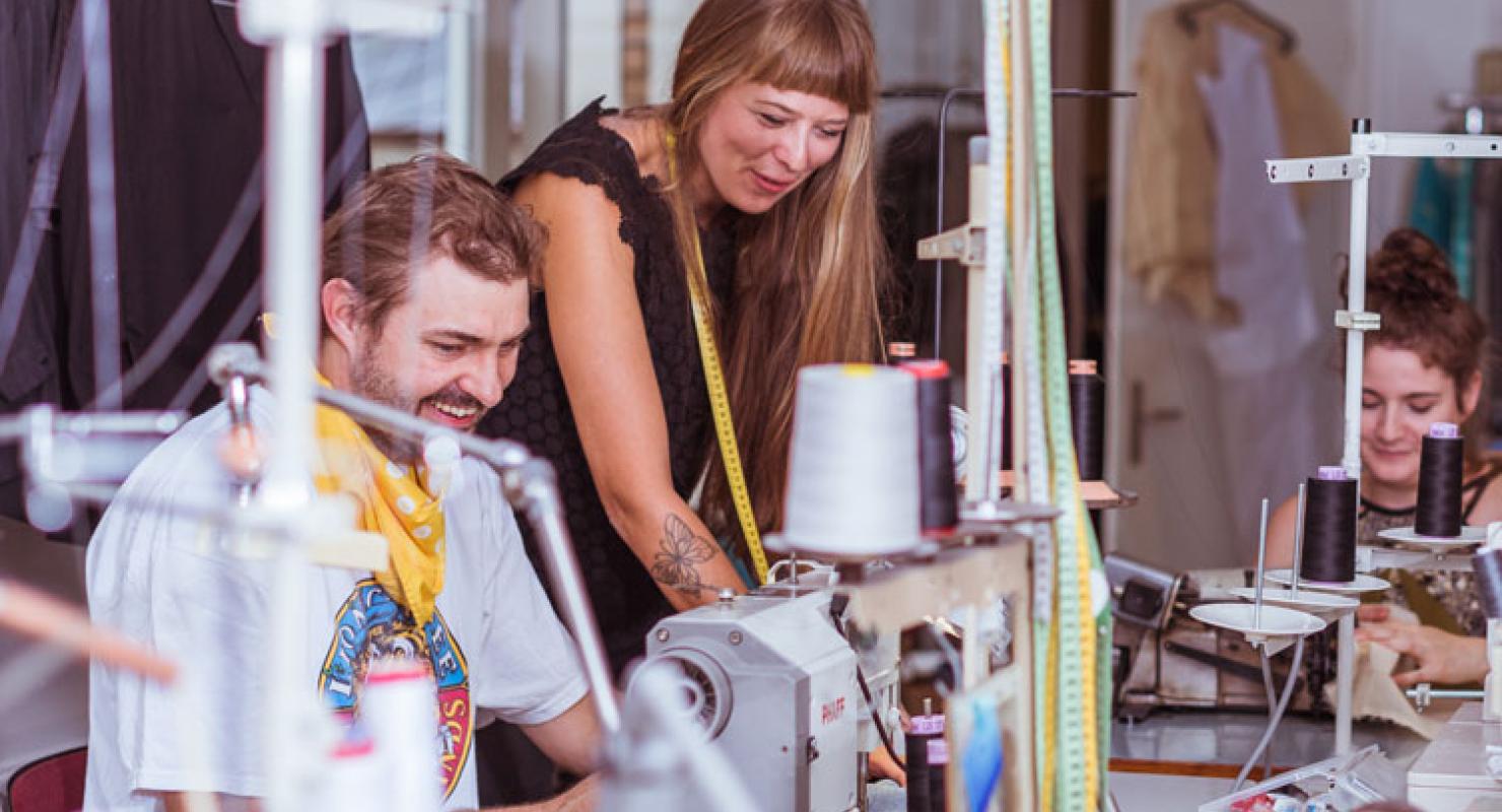 Atelier Susanne Brunner. Mode, Schneiderei und Nähberatung - Reparatur & Änderung in Basel-Stadt