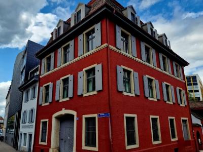 HERRENSTOLZ MASSBEKLEIDUNG - Upcycling-Mode in Basel-Stadt