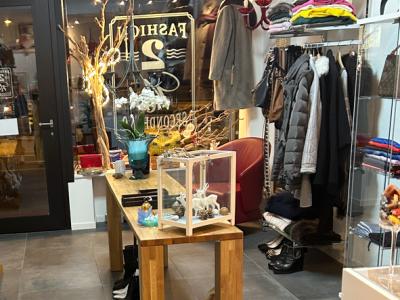 Fashion 2 Art Secondhand - Abbigliamento di seconda mano a Basilea-Città